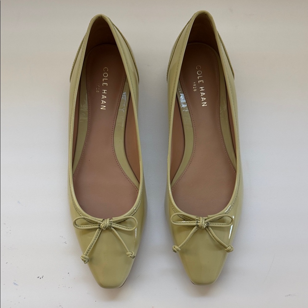 Cole Haan Women's Tan Bow Flats
